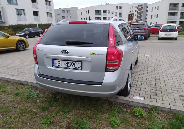 Kia Ceed cena 19500 przebieg: 175000, rok produkcji 2012 z Kietrz małe 22
